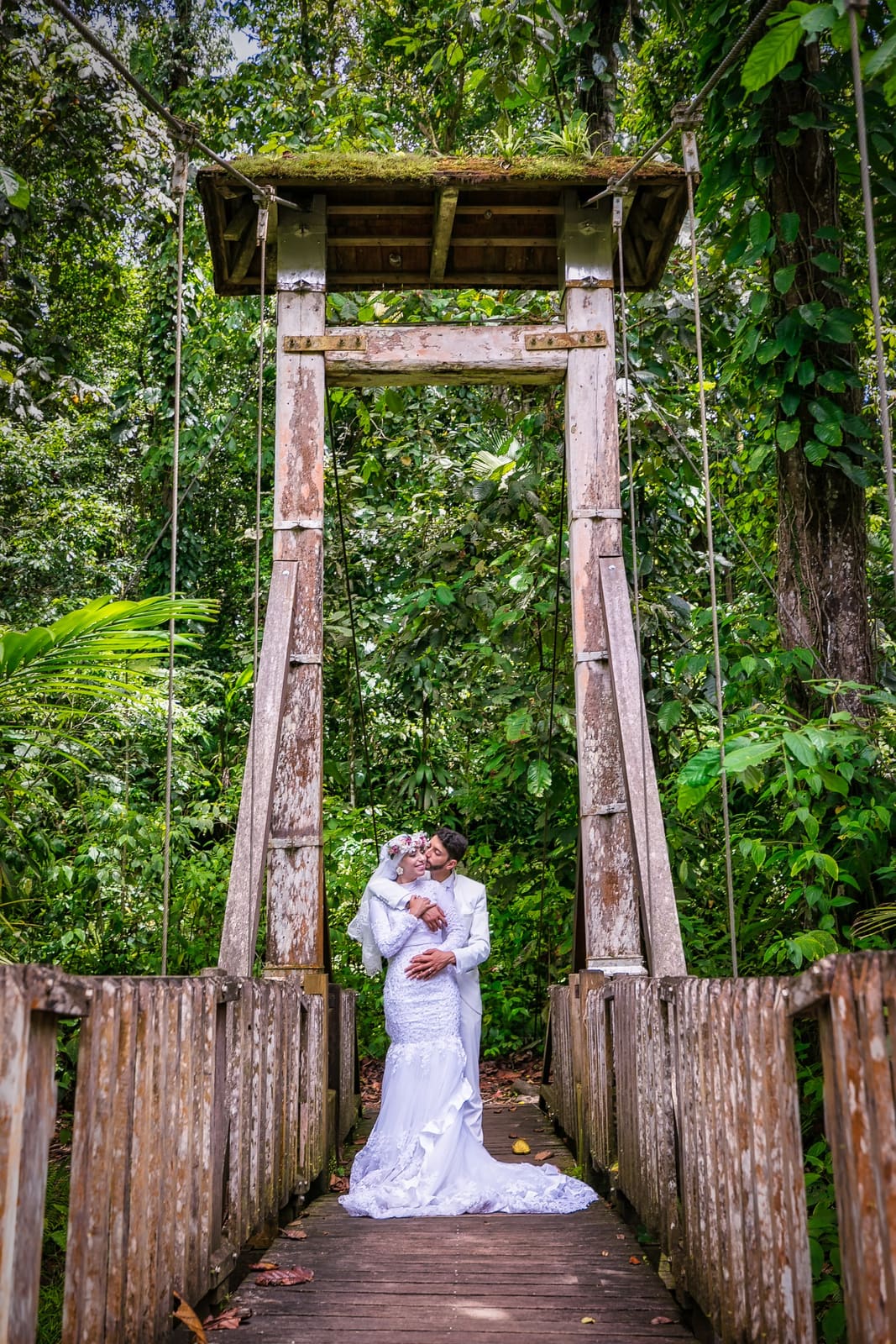 Photo de couple — plage dorée Guadeloupe